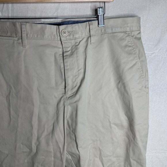 J. Crew Men's Khaki 770 Straight Pants Size 36W X 32L NWT - Picture 3 of 8